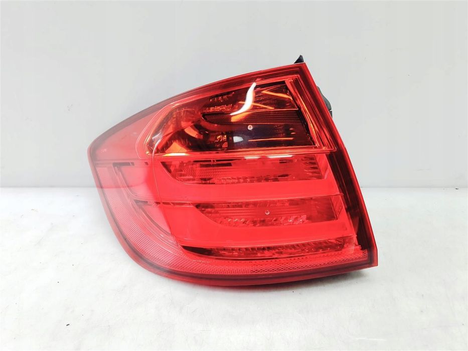 BMW 3 F31 11r LEWA LAMPA TYŁ LED ORY EU