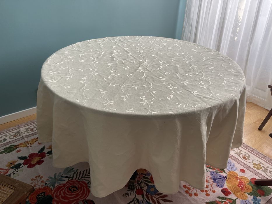 Toalha de mesa de jantar redonda - Nova