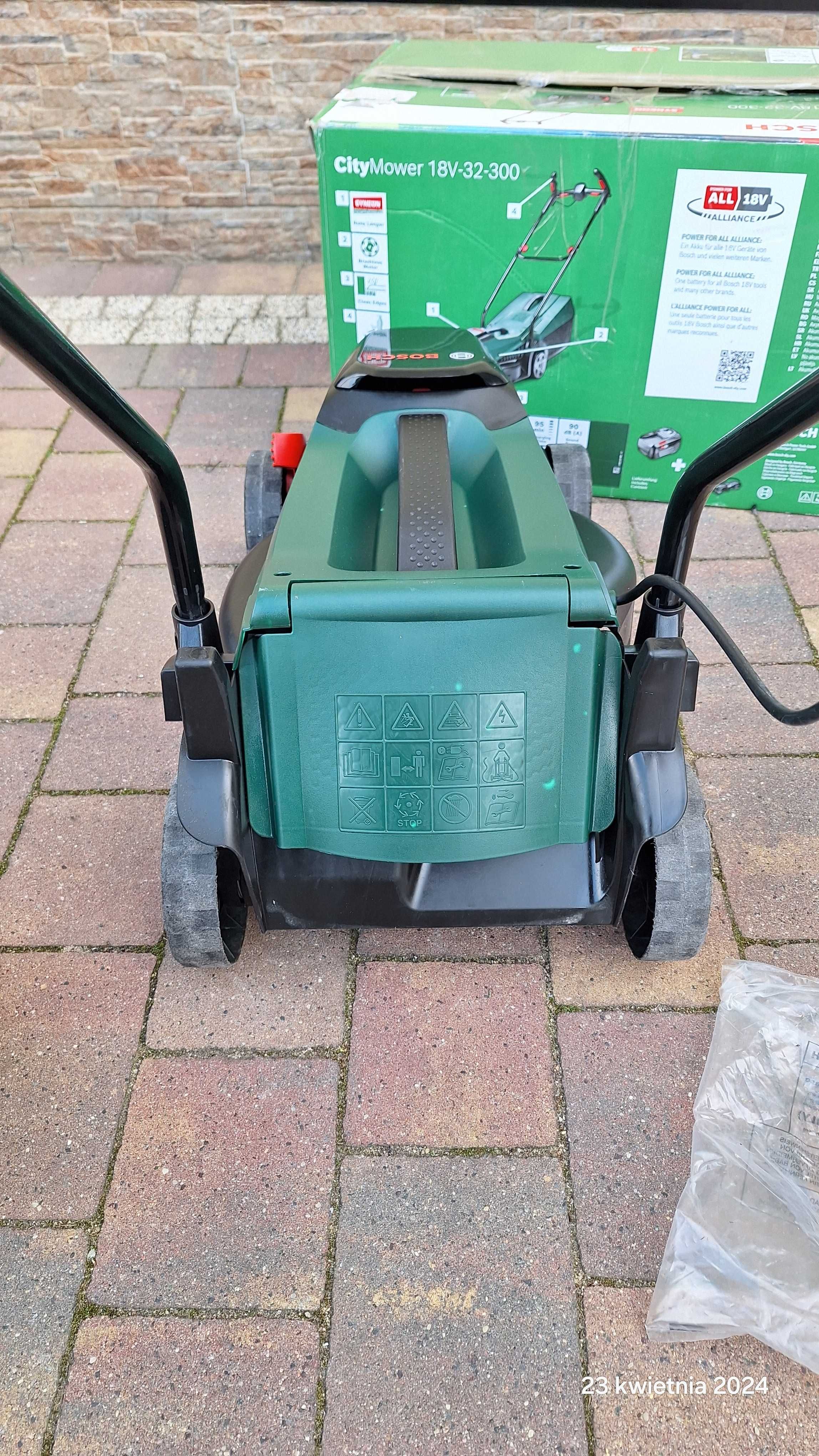 Kosiarka akum Bosch CityMower 18V  bezszczotkowa