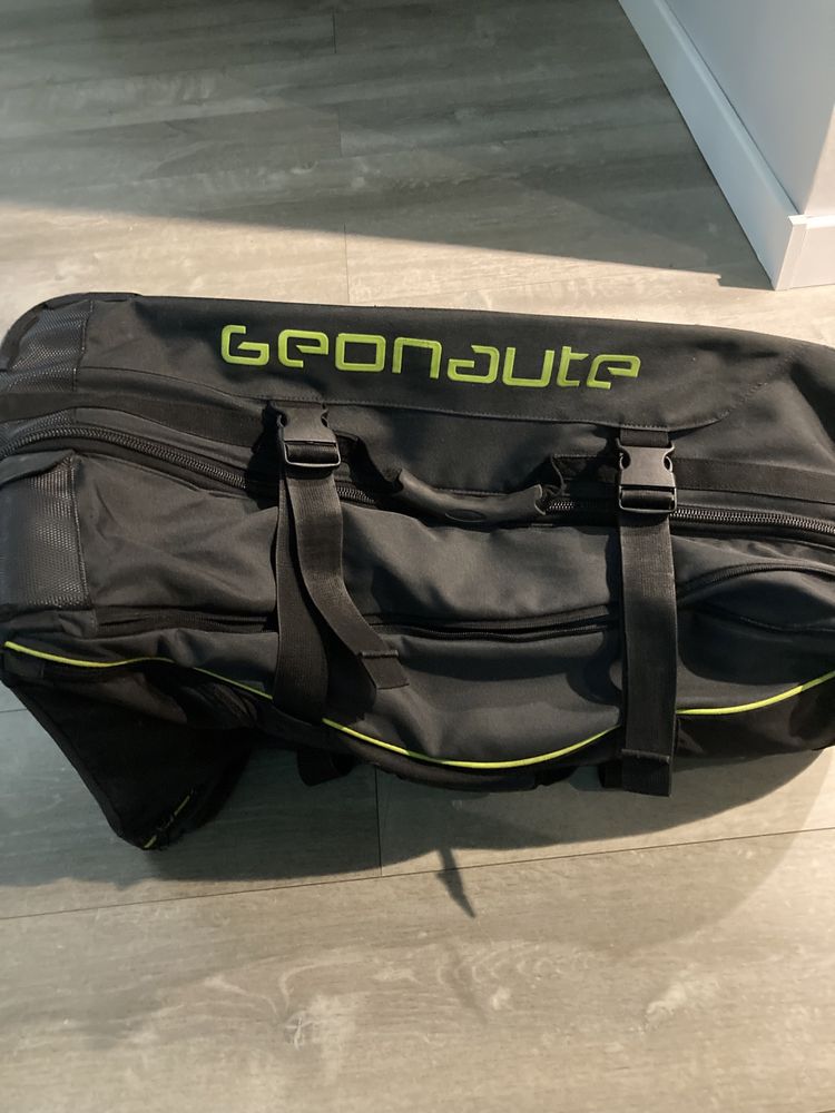 Geonaute sportowa torba podrózna  walizka