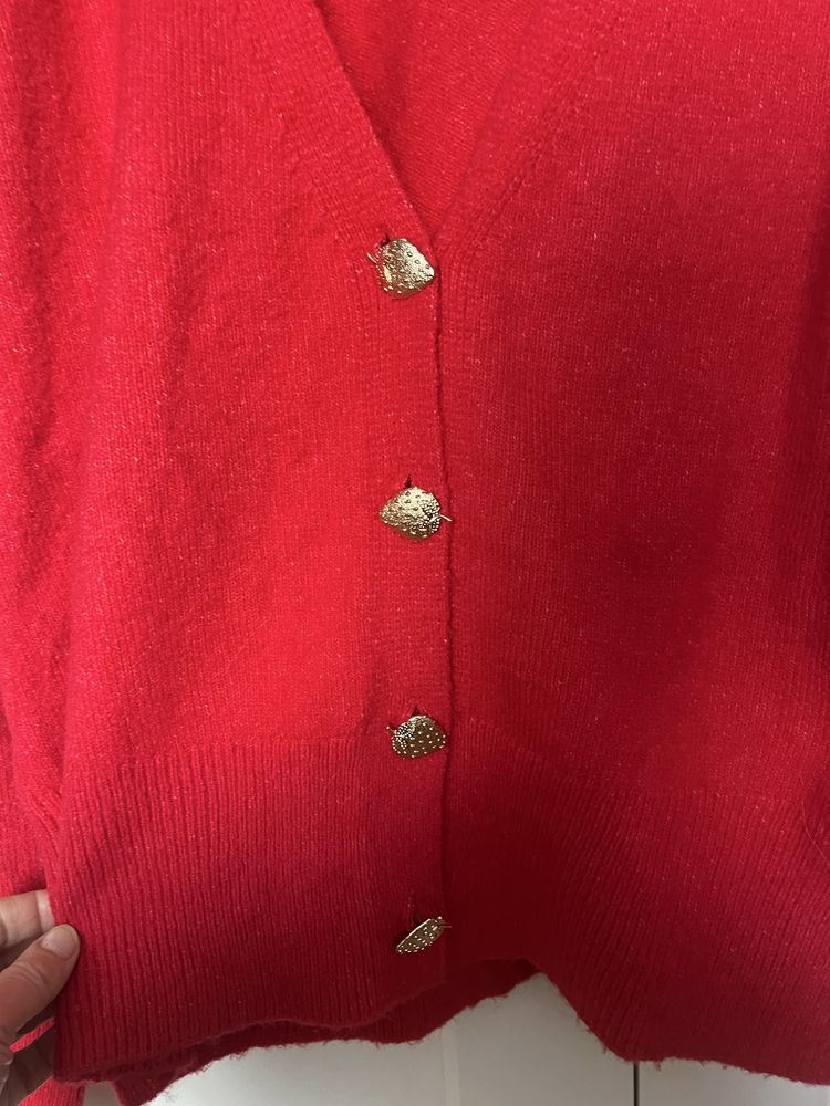 Sweter z guzikami Mohito