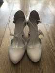 Buty ślubne kotyl 35
