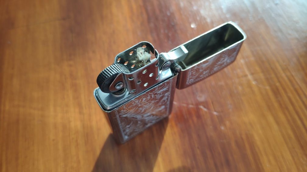 Zippo Slim Venetian 1986