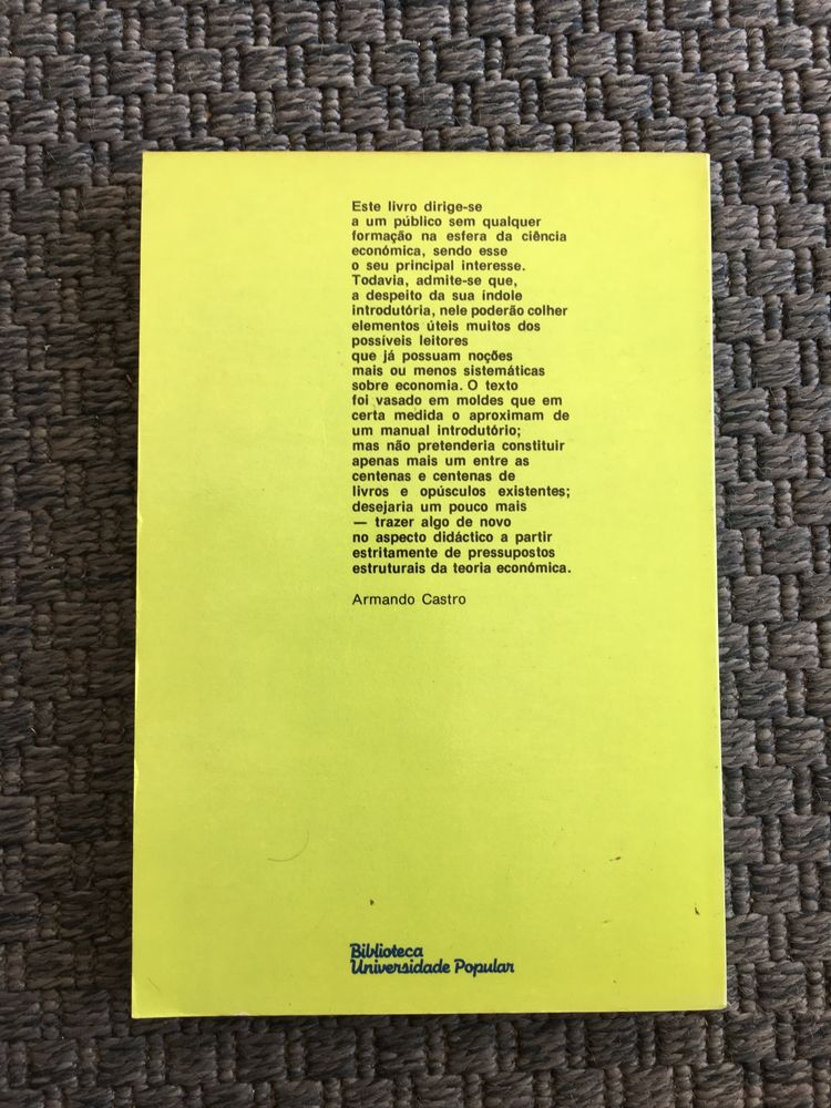 Lições de Economia - Armando Castro