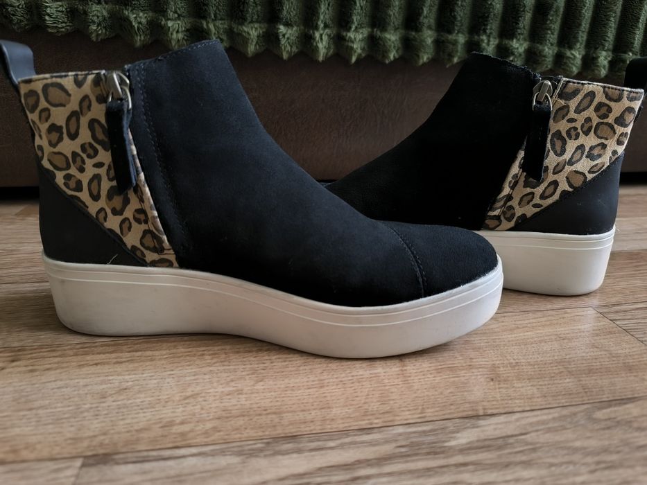 Черевики/Челсі TOMS