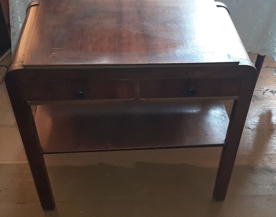 Stolik, szafka z drewna. Lata 50 XX wieku