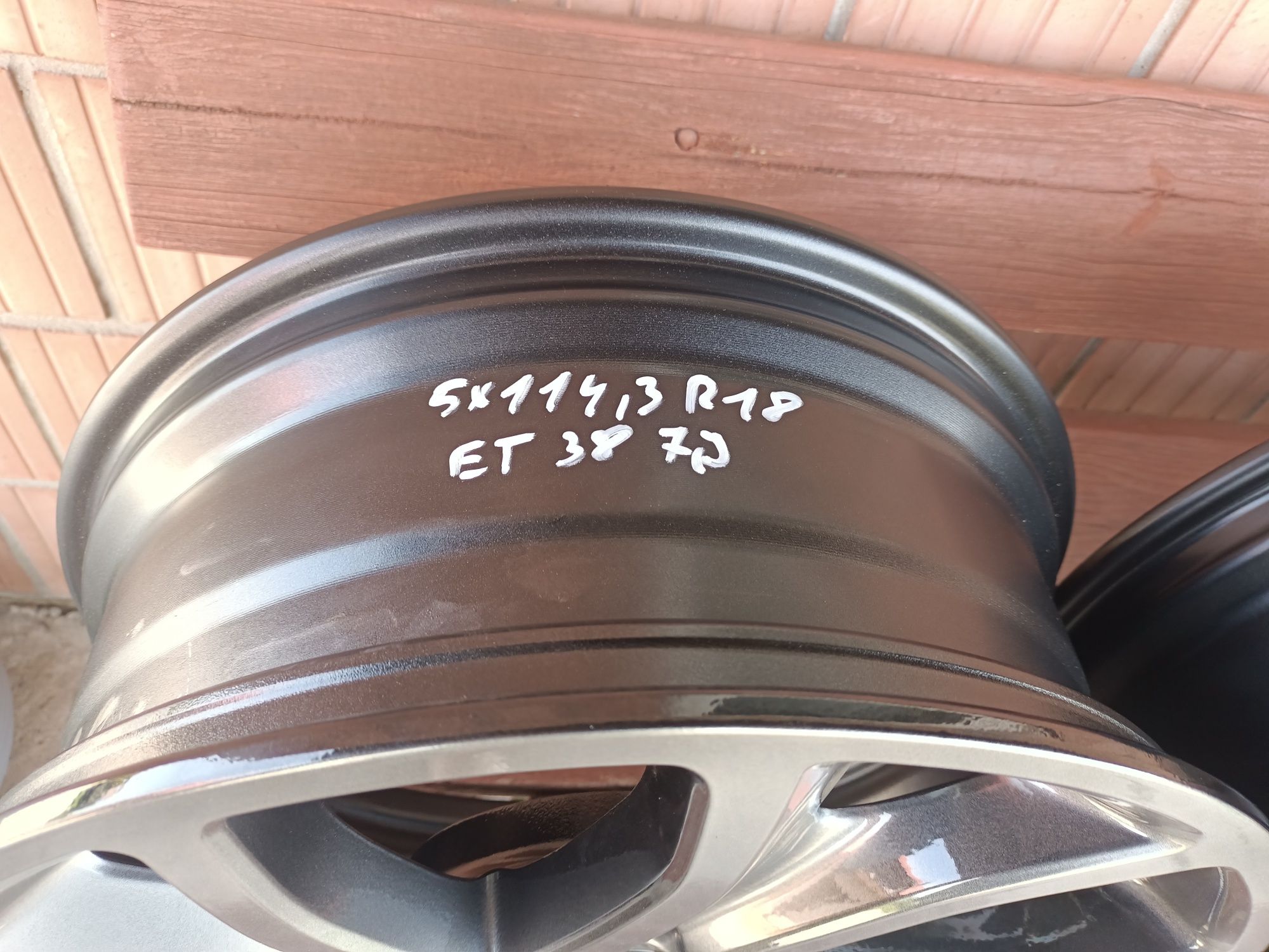 Felgi 5x114,3 R18 Mitsubishi