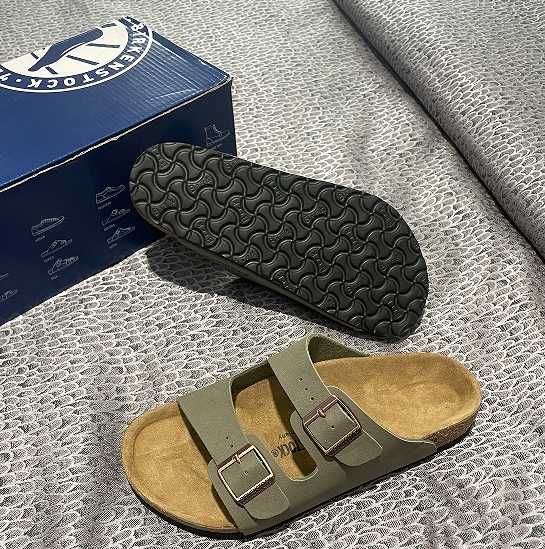Birkenstock Arizona Oily Green Sandals r.41