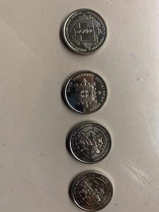 Продаю монети 10 грн