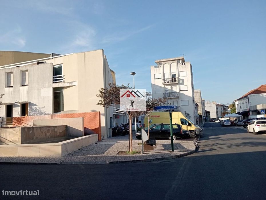 Loja destinada a Comercio em Cantanhede (V953MS)