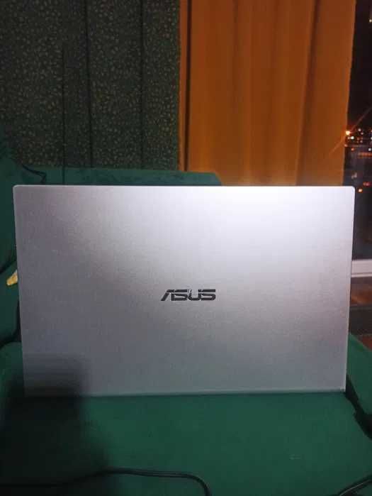 ASUS laptop komputer tablet