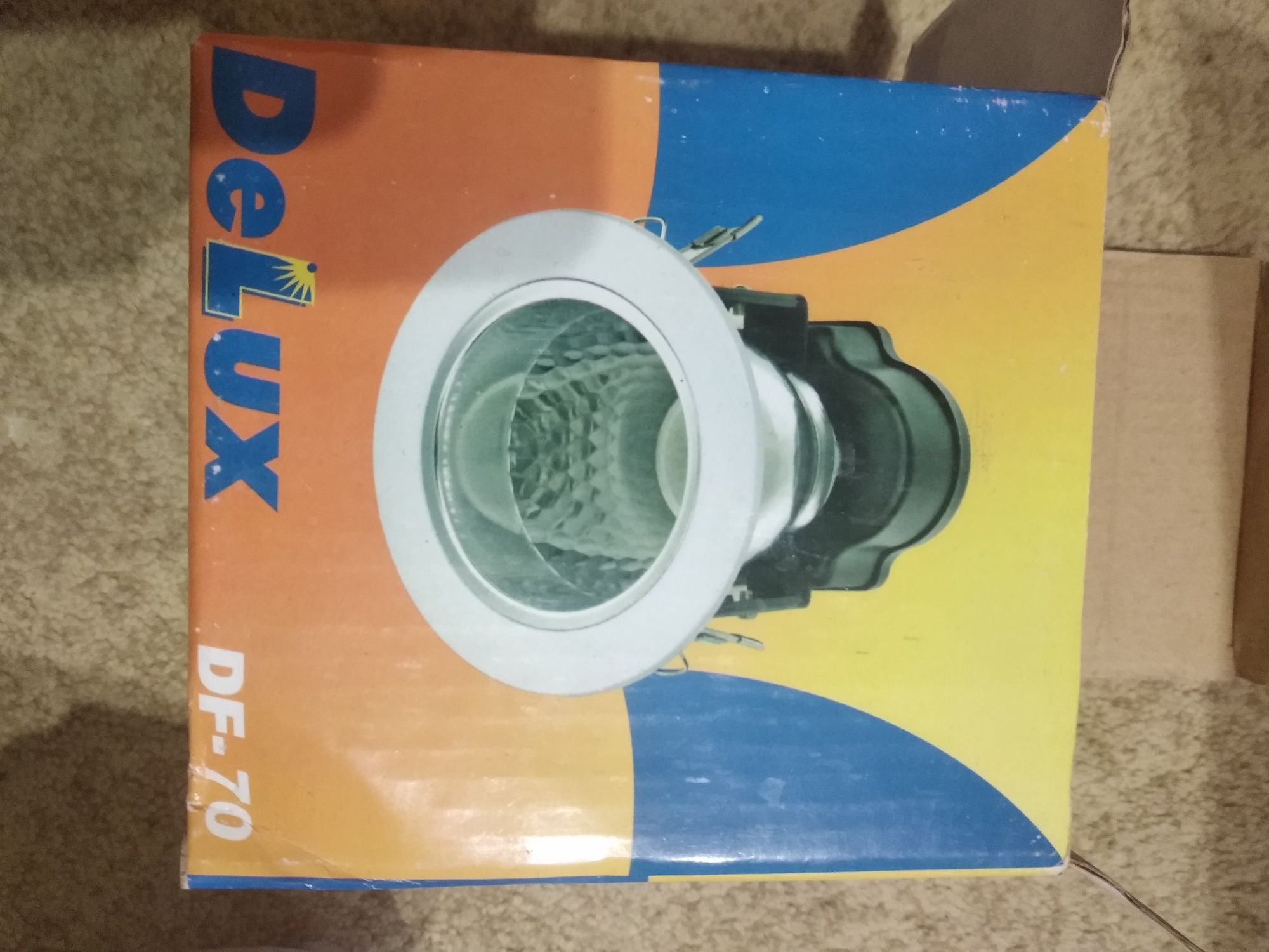 Світильник Delux DF-70
