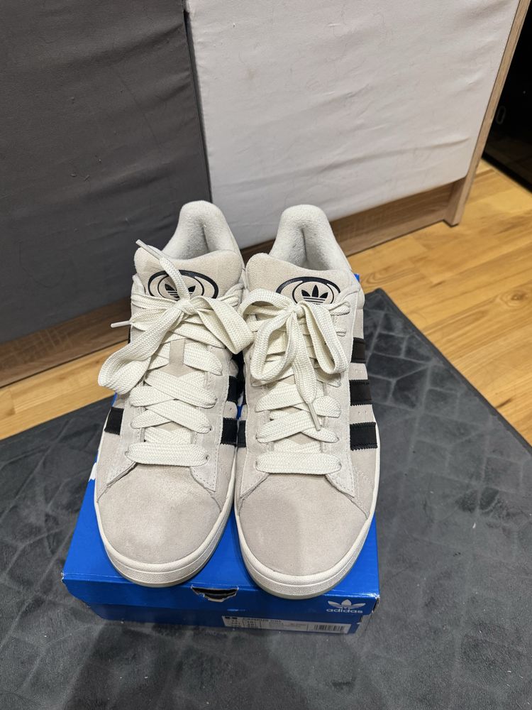 Adidas Campus Beżowe 45 1/3