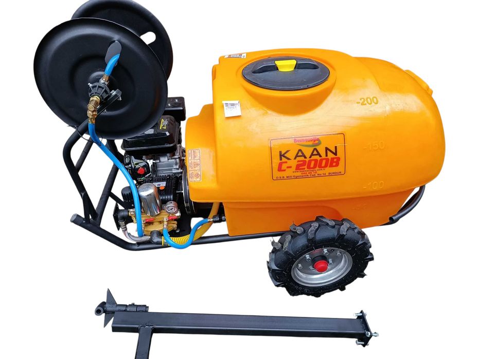 Opryskiwacz do traktorka kosiarki spalinowy 7KM - 200L