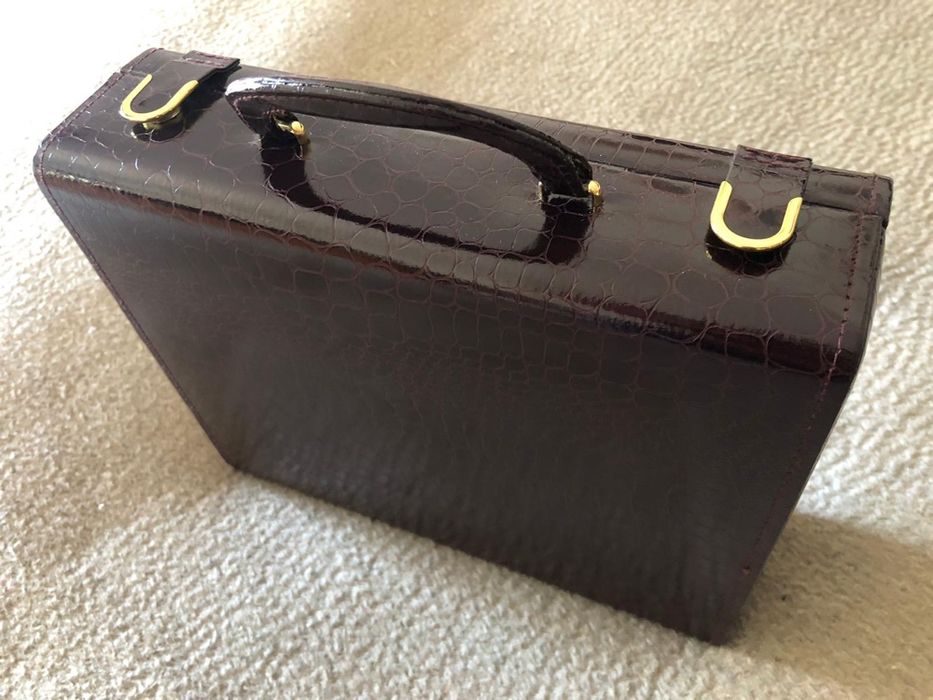 Mala para guardar jóias e relógios