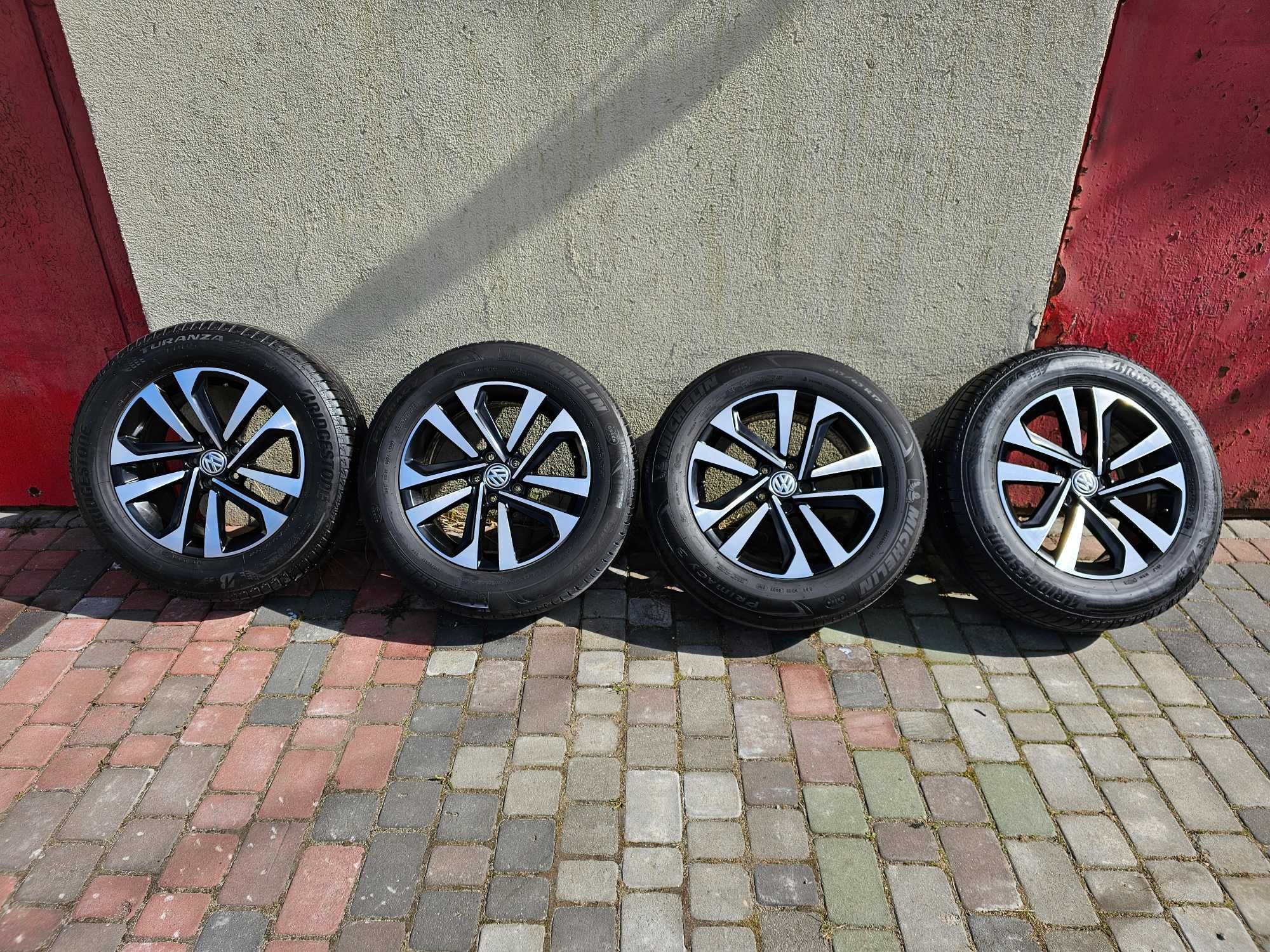 koła vw tiguan alufelgi koła 17 cali 215 65 r17 t roc passat t cross