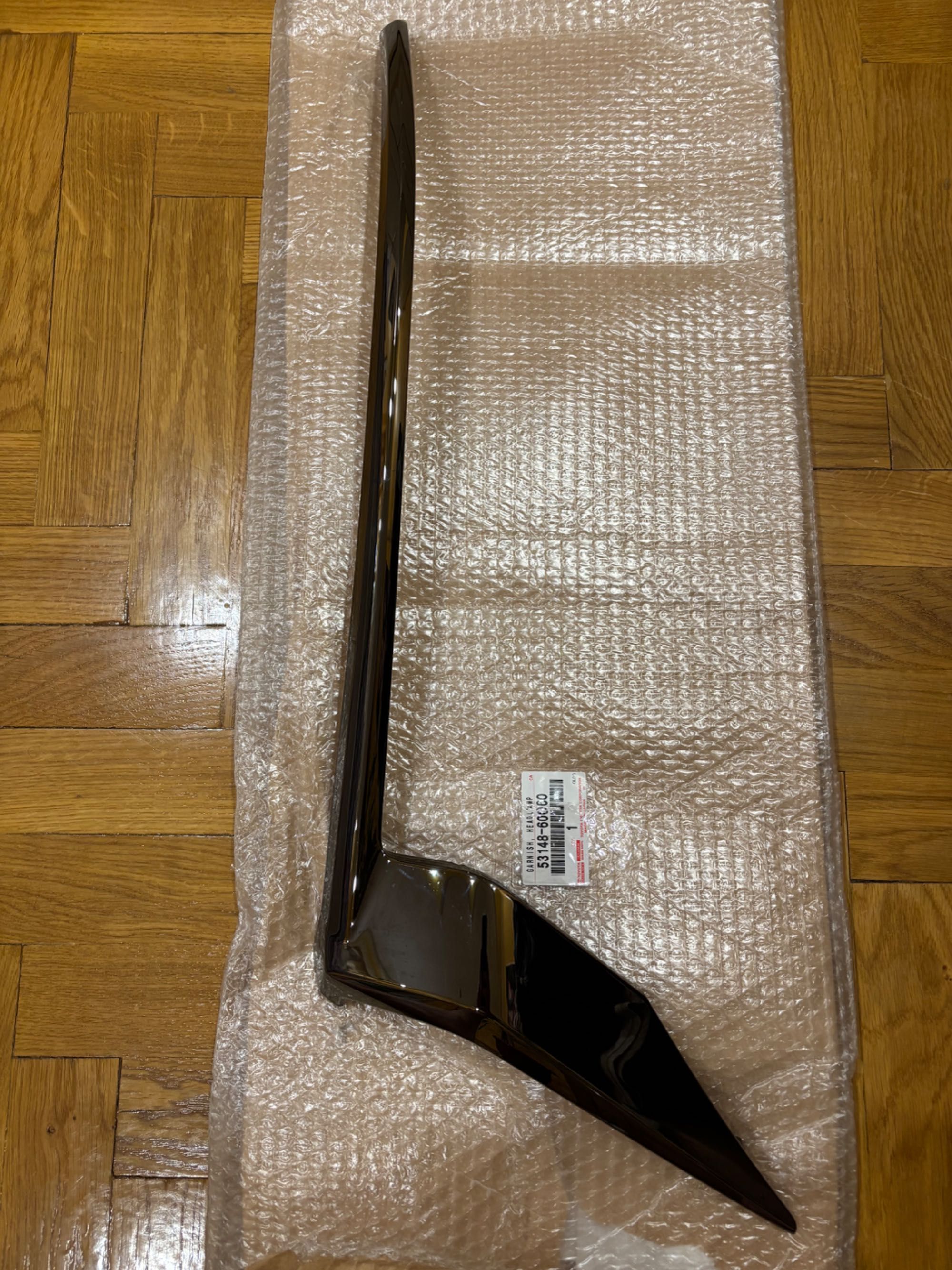 Накладка на фару Toyota Land Cruiser Prado 150 2021 рік, ORIGINAL