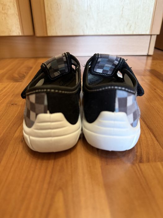 Тапки дитячі, 31 розмір.