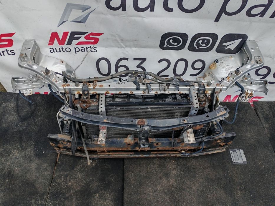 Телевізор установча панель toyota RAV4 ca30w