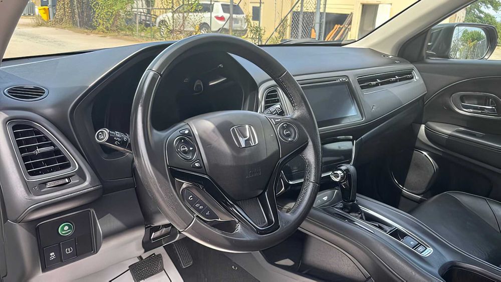 Honda HR-V      2017