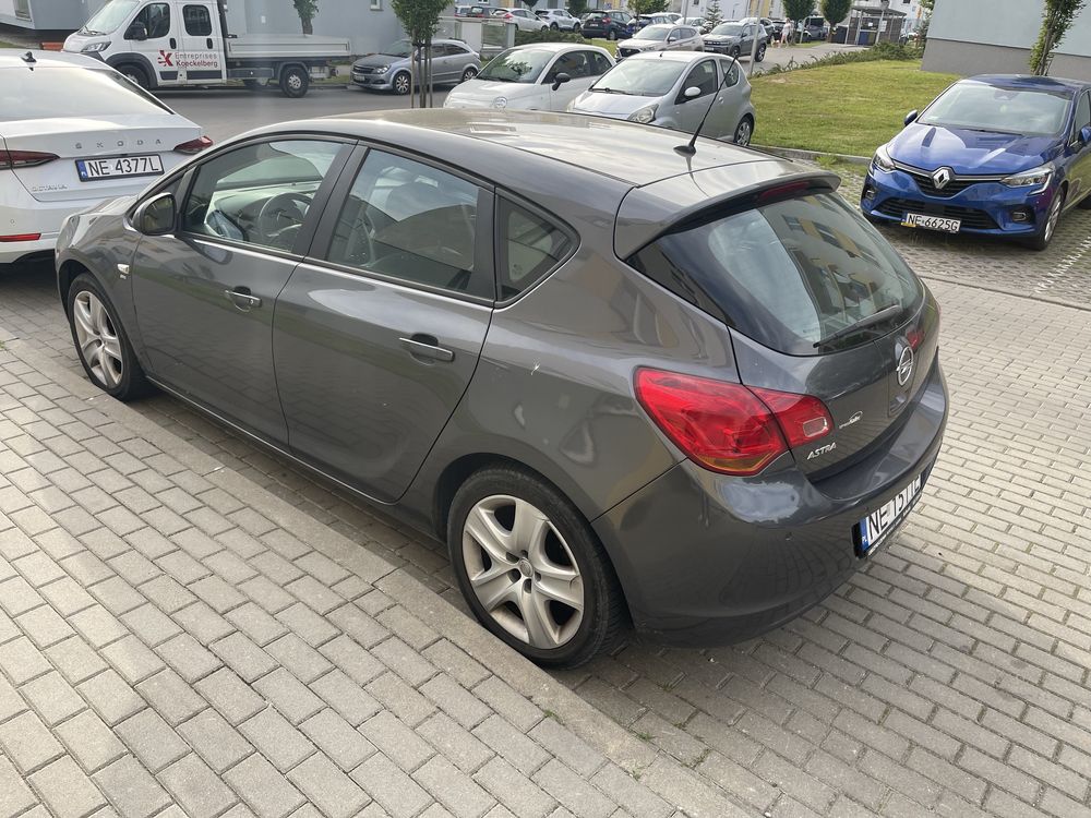 Opel Astra J 2012r. 1.6 Benz-Gaz LPG Klima OC PT