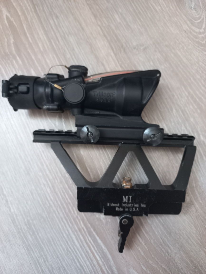 Прицiл Тrijicon ACOG 4×32 USA