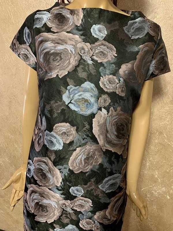 Стильна фірмова сукня в квітковий принт Rinascimento