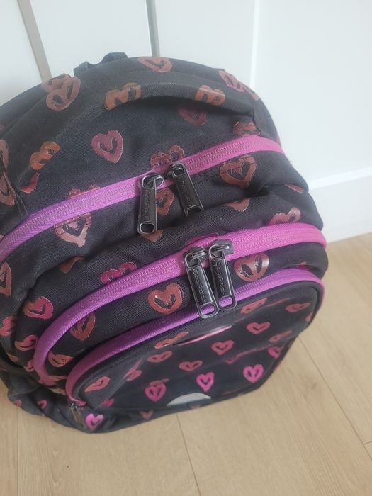 Plecak szkolny CoolPack czarny w różowe serca Cool Pack