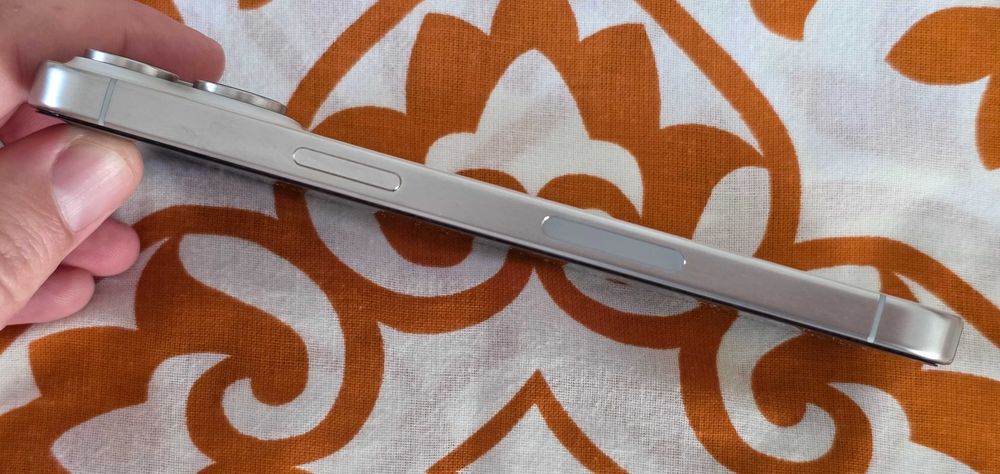 iPhone 15 Pro Max 256GB na garantia