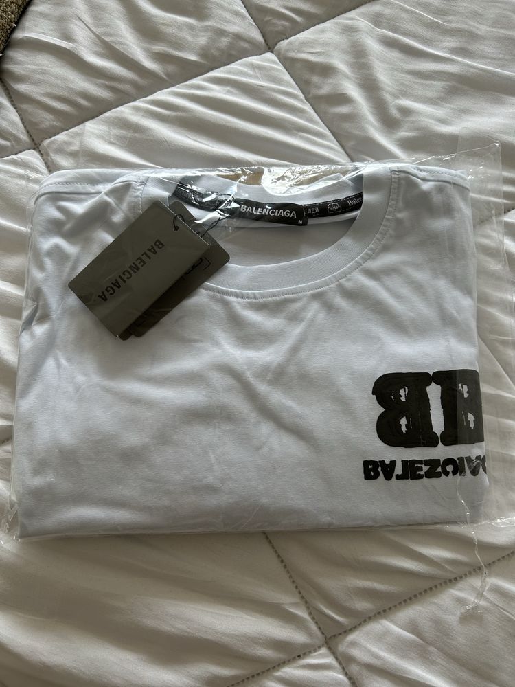 T-shirt Balenciaga Branca