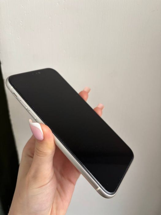 Айфон 11 идеальное состояние