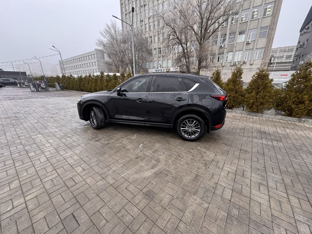 Продам автомобиль Mazda cx-5 2019 год