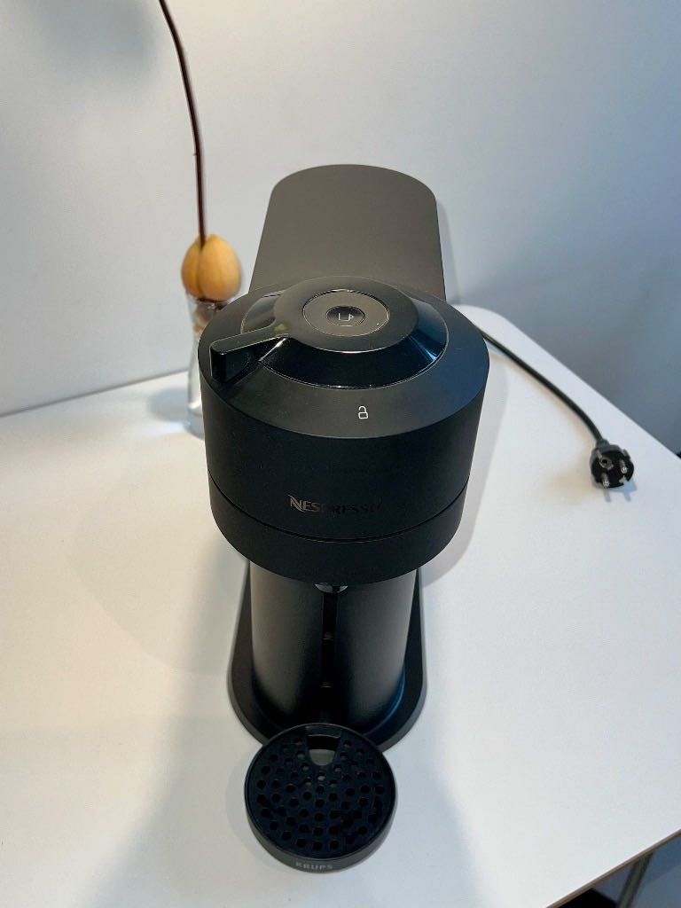 Ekspres KRUPS Nespresso Vertuo Next XN910N