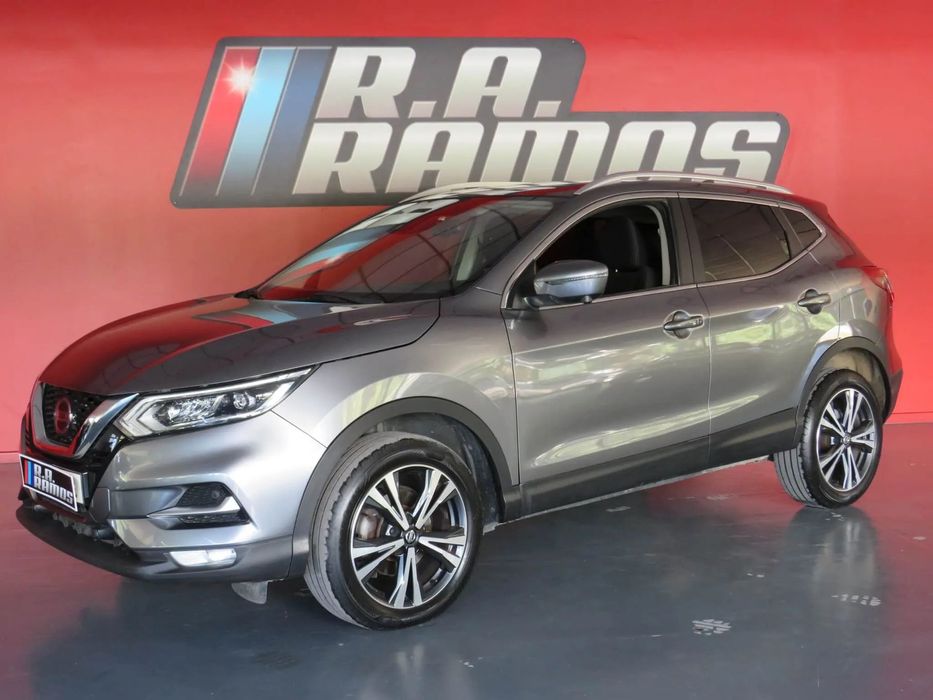 Nissan Qashqai 1.5 dCi N-Connecta J18+Led
