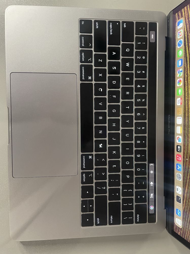 MacBook Pro 13” 2019 8/256