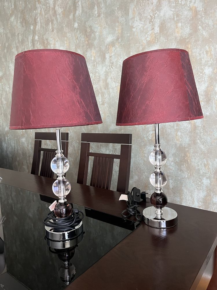 Candeeiros de mesa e teto