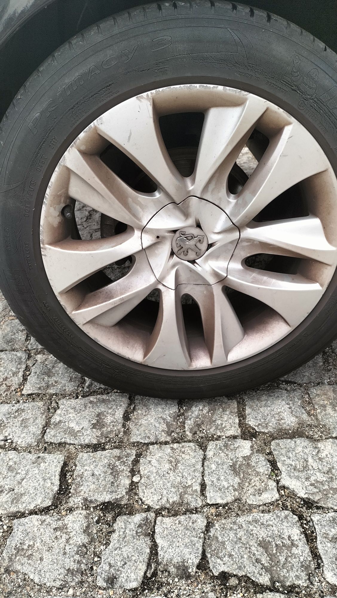 Vendo 4 jantes Peugeot