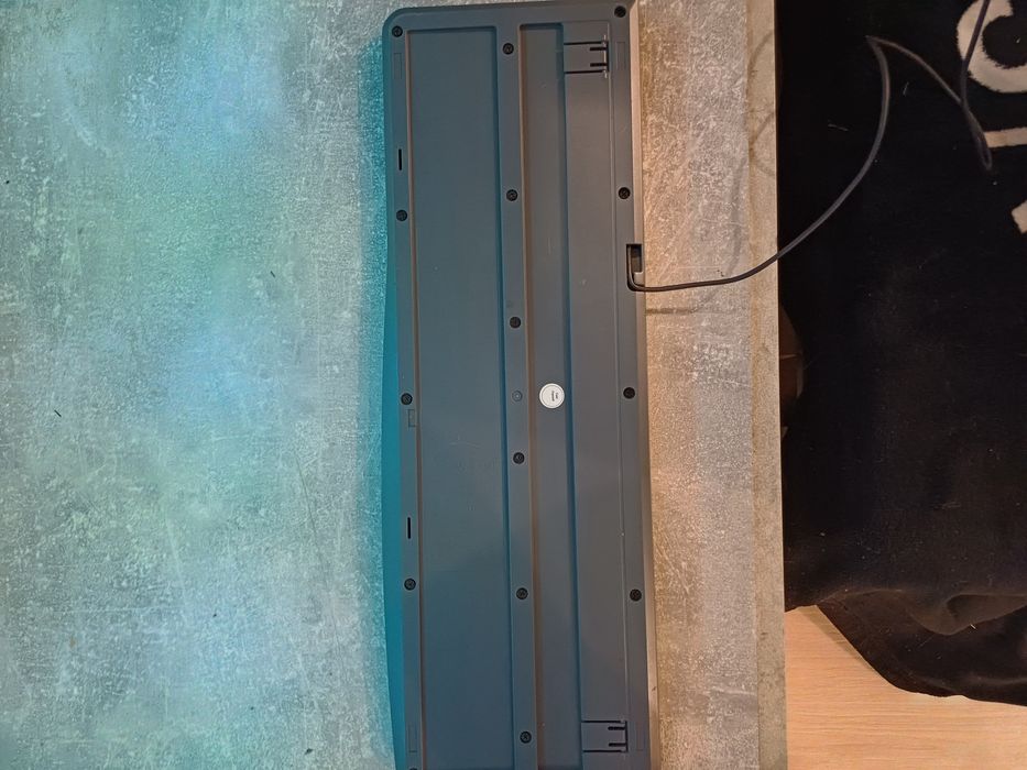 Продам клавиатуру лоджитек