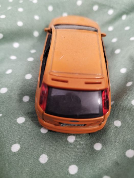 Ford Focus .  Model. Burago. Oryginał włoski.