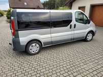 Opel Vivaro Opel Vivaro 9-osobowy, long, mały przebieg,