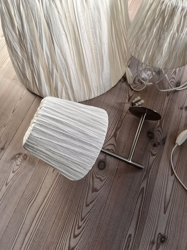 Lampy ikea białe kinkiet, sufitowa i 2 stołowe