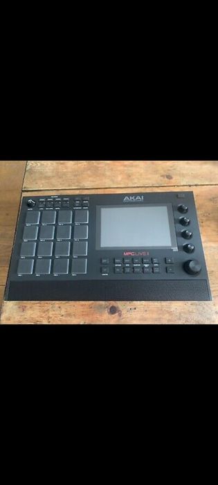 Akai mpc live II