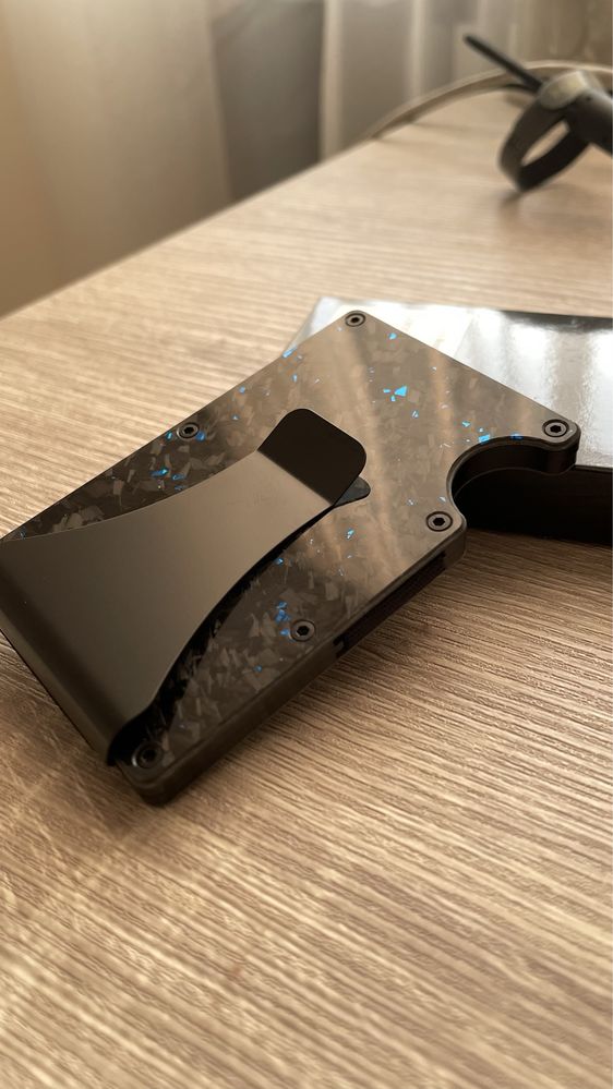 Тримач для грошей card holder/гаманець. З кованого карбону