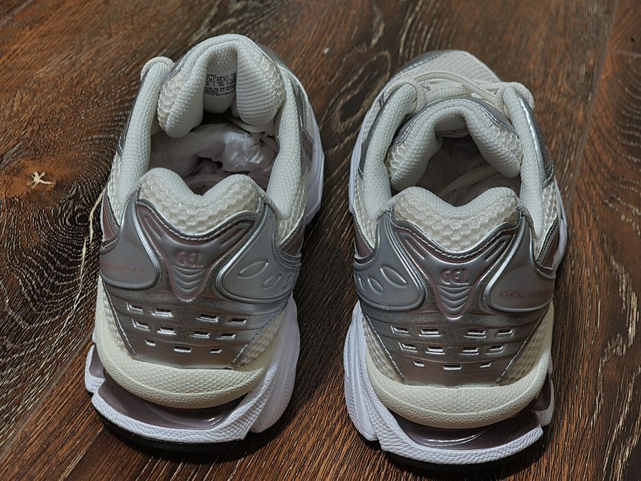 Оригінал 100% кросівки asics Gel Kayano 14  eur 42.5