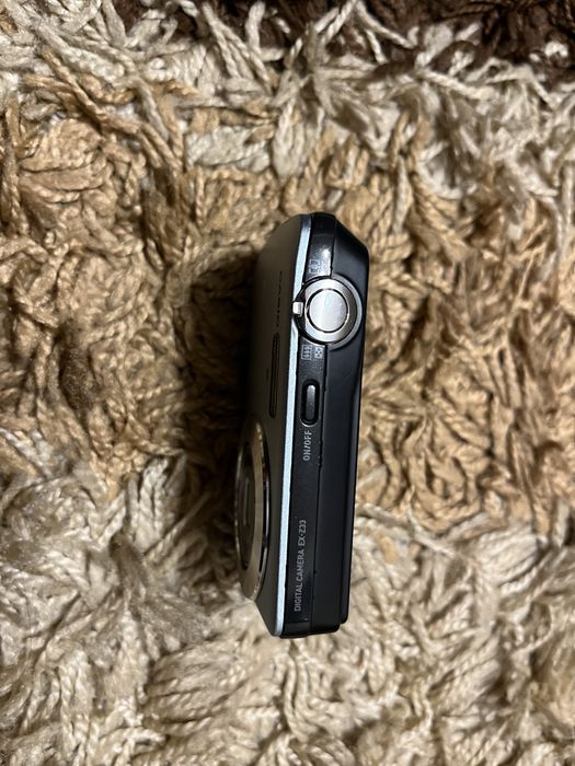 Циффрові фотоапарати робочі 2шт