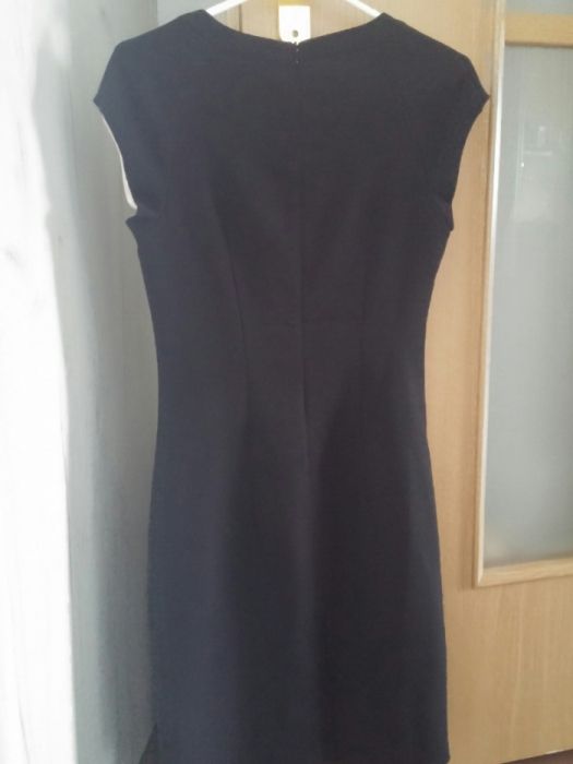Sukienka czarna koronka Reserved 34