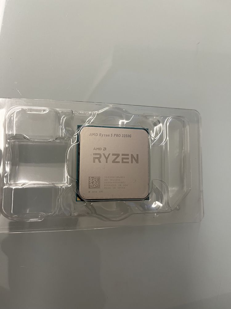 AMD Ryzen™ 5 PRO 3350G