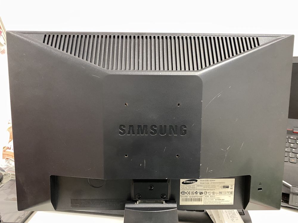 Samsung Syncmaster 920 NW