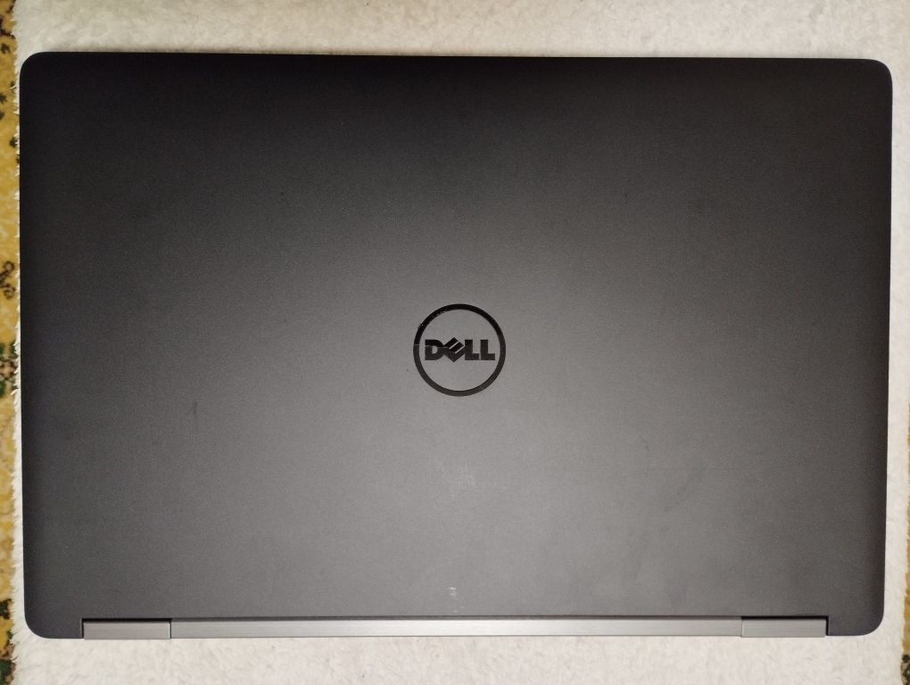 Игровой Dell 5570 IPS i7-6820HQ/8gb DDR4/SSD 240gb/Radeon m370