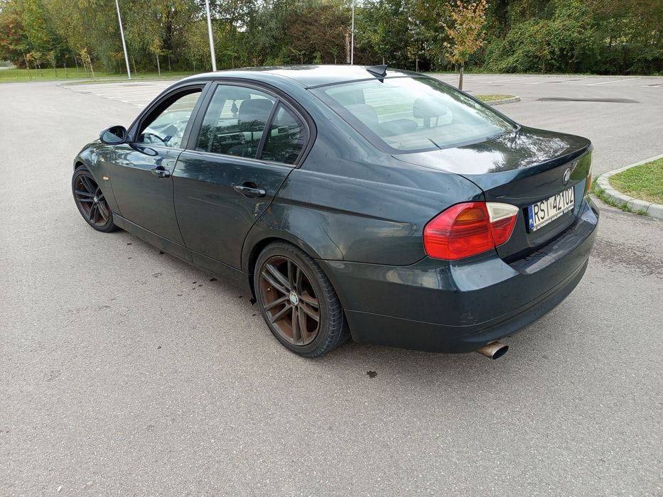 BMW E90 320i 2.0B